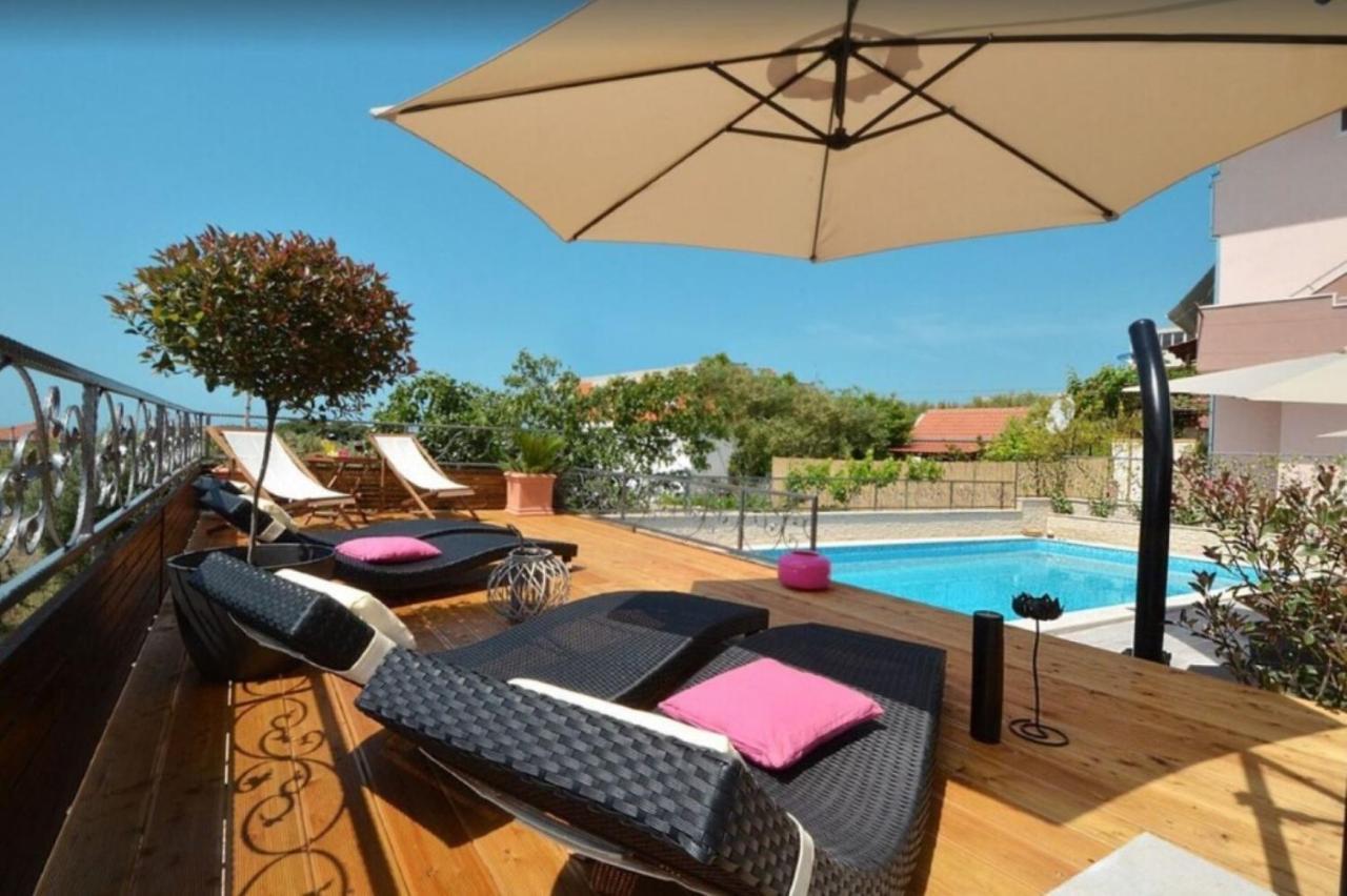Apartments Villa Golden View Трогир Екстериор снимка