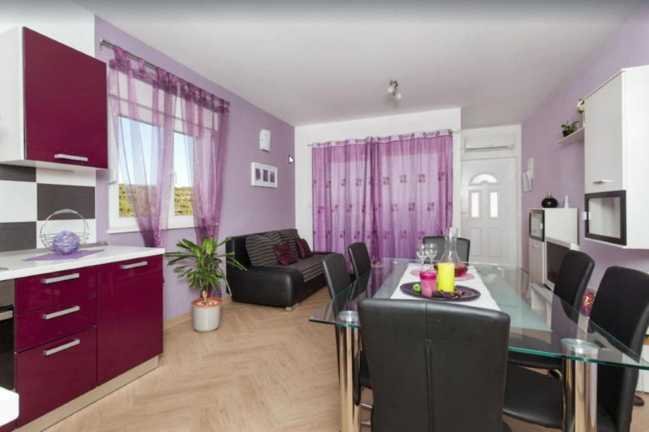 Apartments Villa Golden View Трогир Екстериор снимка