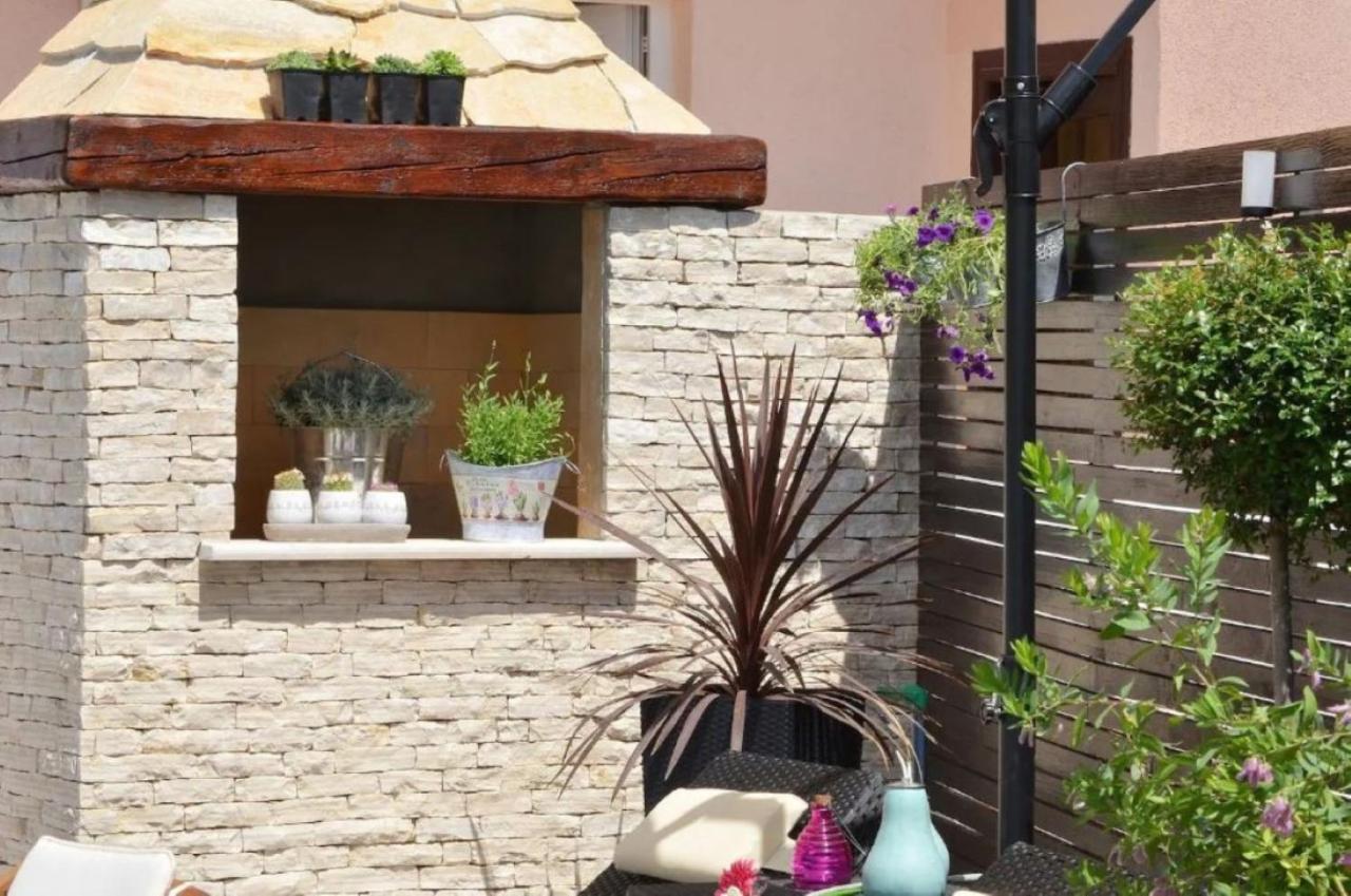 Apartments Villa Golden View Трогир Екстериор снимка