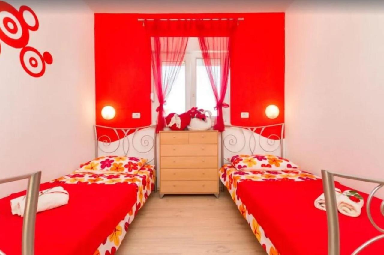 Apartments Villa Golden View Трогир Екстериор снимка