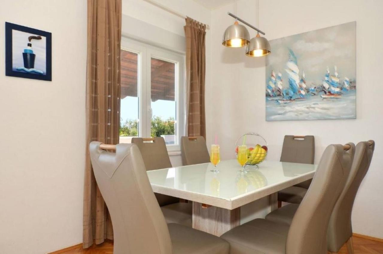 Apartments Villa Golden View Трогир Екстериор снимка