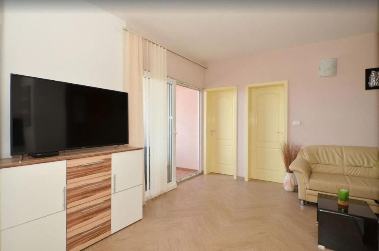 Apartments Villa Golden View Трогир Екстериор снимка