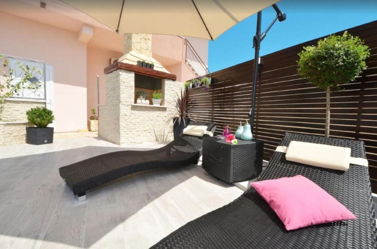 Apartments Villa Golden View Трогир Екстериор снимка